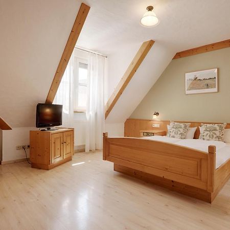 Landhotel Schwab - By Homekeepers Schwarzach am Main Esterno foto